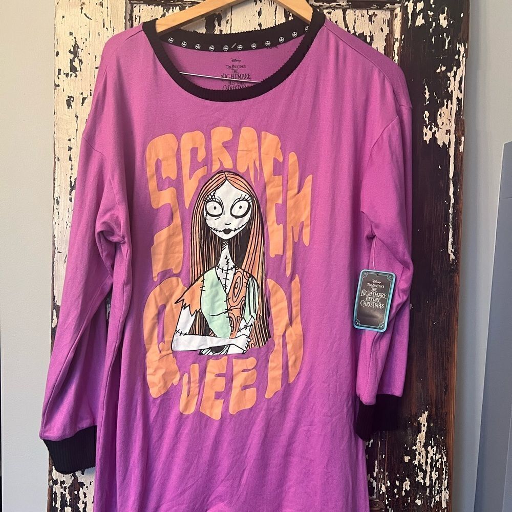 NWT Scream Queen Nightmare Before Christmas women’s nightgown. Size M.
